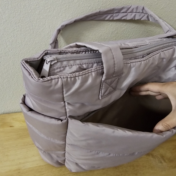 Lavender Travel Puffer Tote - Picture 3 of 6